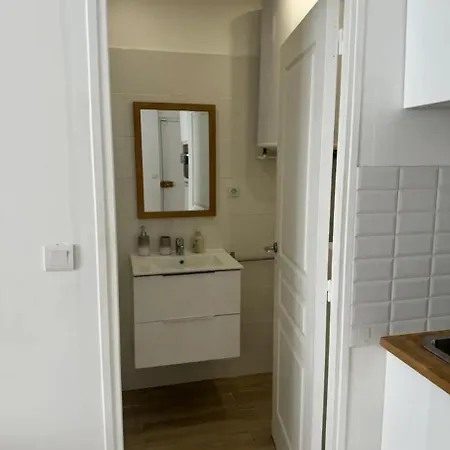 公寓 Appartment *